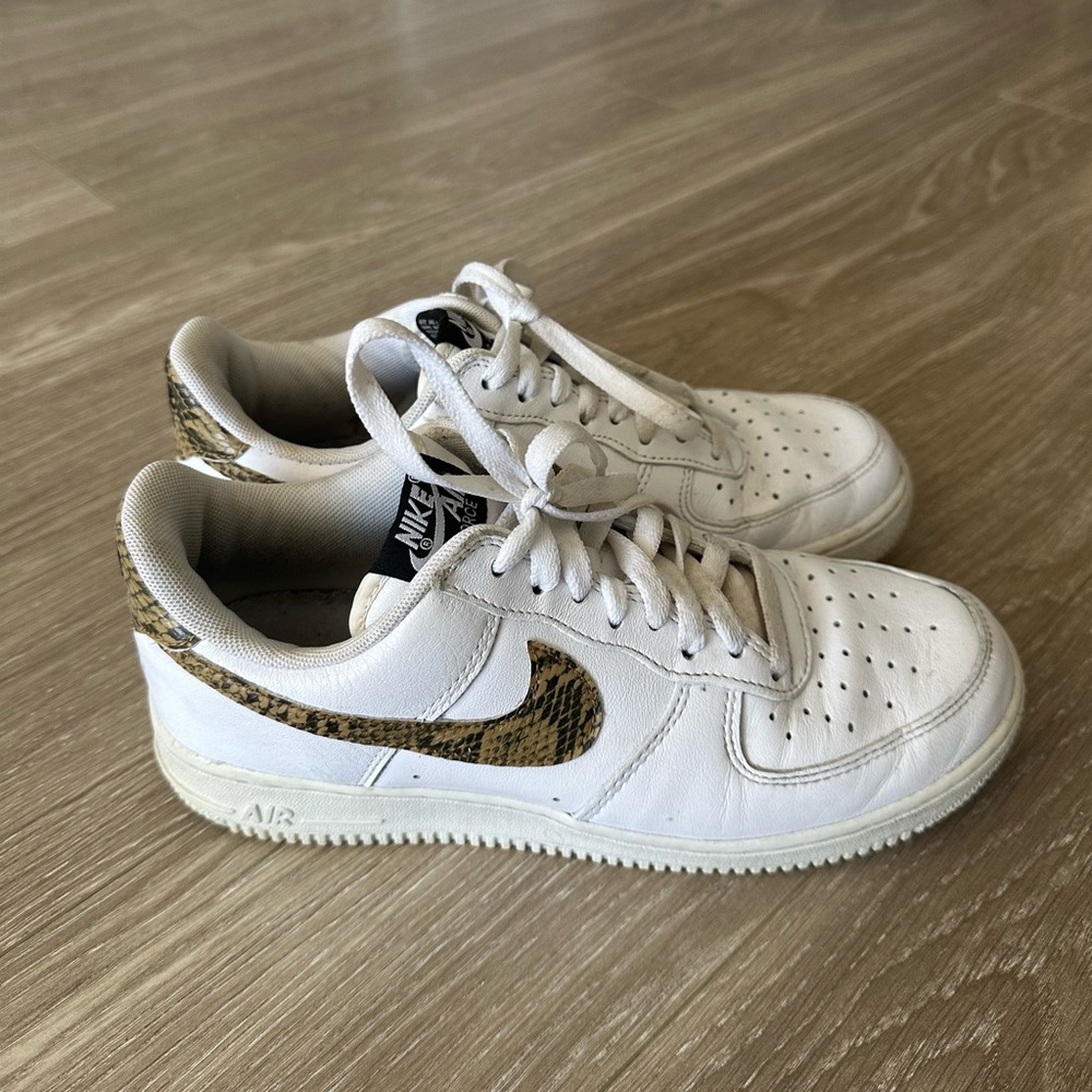 Air Force 1 Low Retro 'Ivory Snake' SIZE 7.5, RARE find